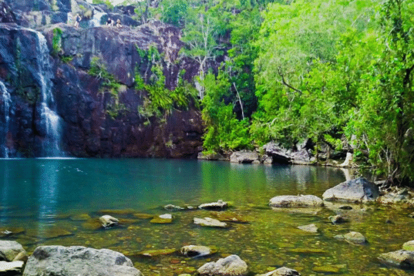 Cedar Creek Falls and Hydeaway Bay Tour