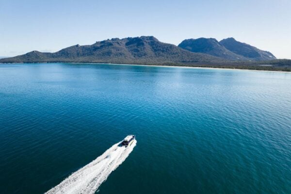 Freycinet Aqua Express One-Way Coles Bay to Cooks Beach