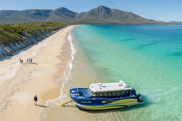 Freycinet Aqua Express One-Way Coles Bay to Hazards Beach